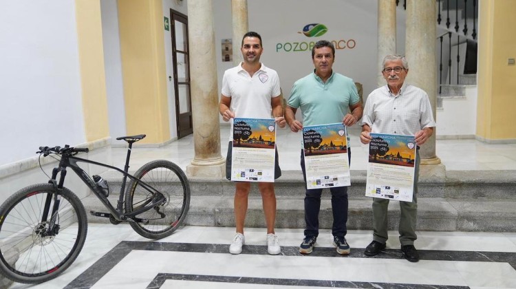 Presentación de la Marcha Cicloturista Nocturna