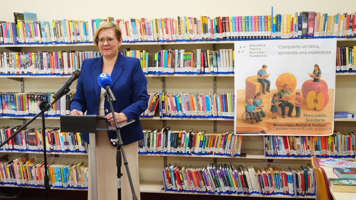 Marisa Sánchez durante la rueda de presentación de la programación de la biblioteca