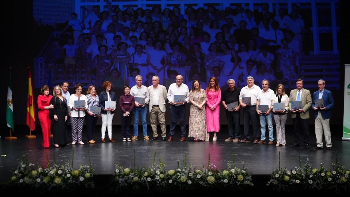 Profesionales y directos durante el acto
