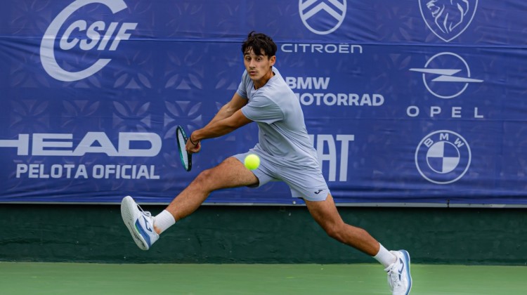 Alejandro López durante su partido en Ceuta. Foto: José Carlos Ruiz