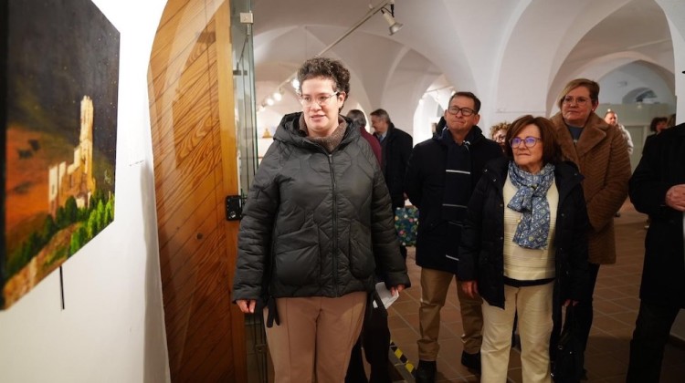 Gloria Arévalo durante la inauguración de la exposición. Foto: Ayuntamiento de Pozoblanco