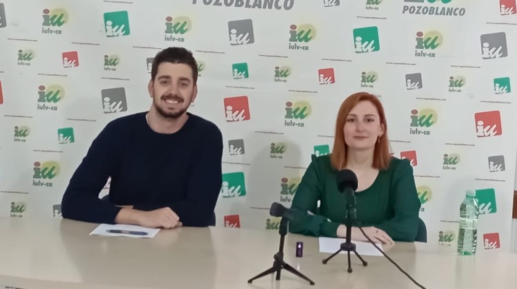 Emmanuel Vioque y Natalia León durante la rueda de prensa
