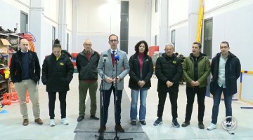 Acto de inauguración de la nuevas instalaciones en las pistas de atletismo