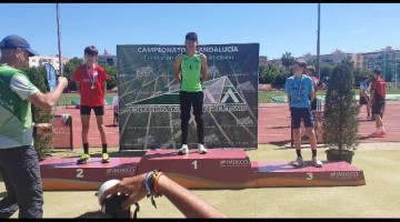 Lucas Milla en lo más alto del pódium