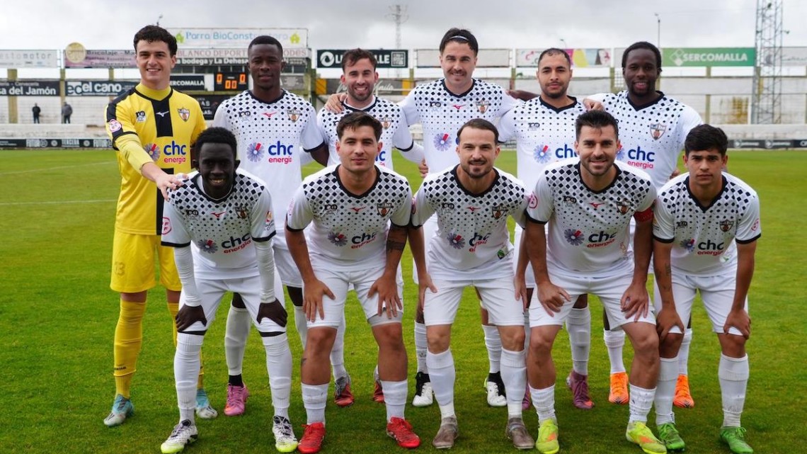 Once titular del Pozoblanco ante el Córdoba B