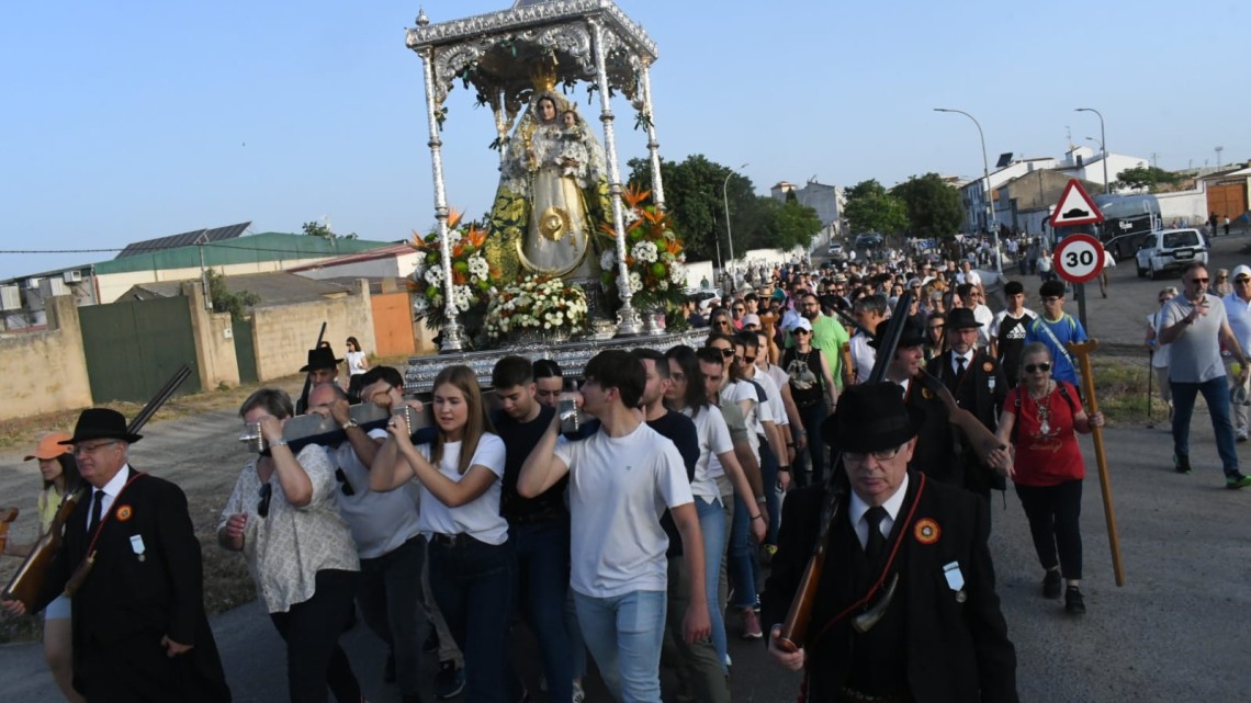 Romería de llevada de la Virgen de Luna