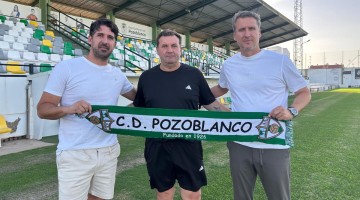 Gaspar Gálvez junto a David García y 'Chechu' Heredia