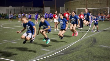 Participantes en la prueba de la comba