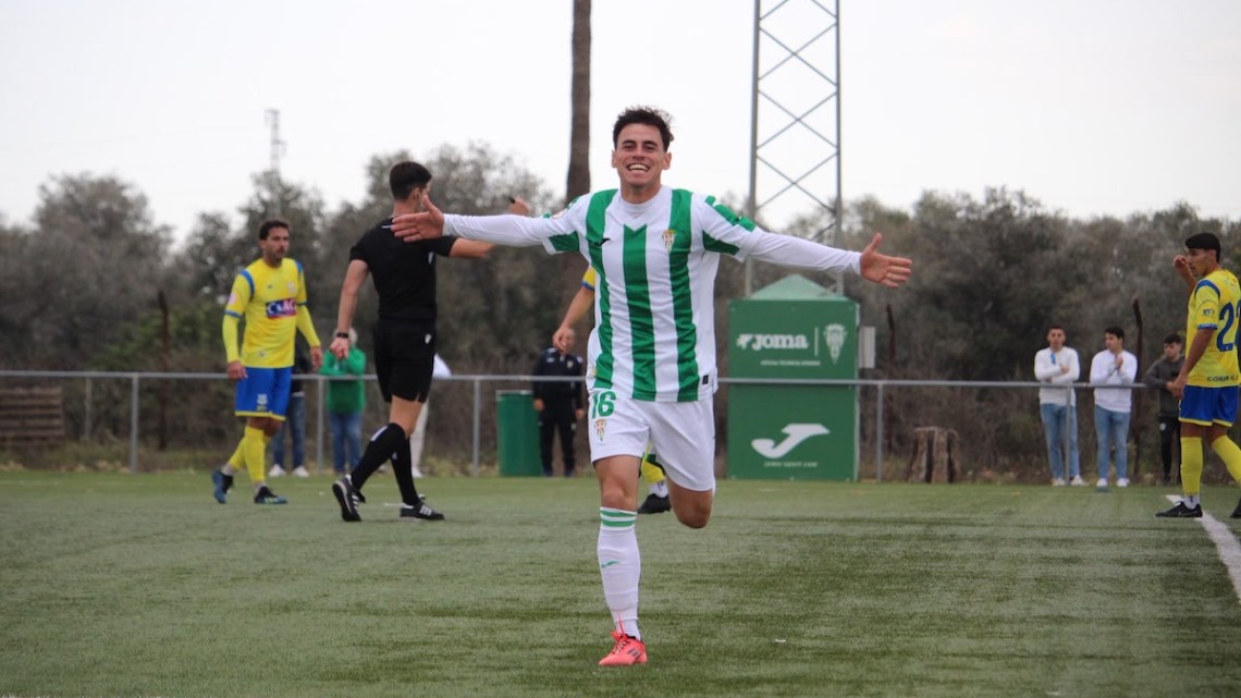 Álvaro Gómez durante su etapa con el Córdoba B