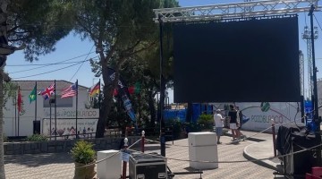 Pantalla instaladas en el polideportivo pozoalbense