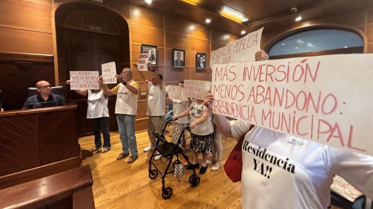 Protestas por la residencia en el pleno de Pozoblanco