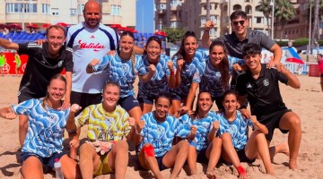 El Pozoalbense celebrando el subcampeonato logrado