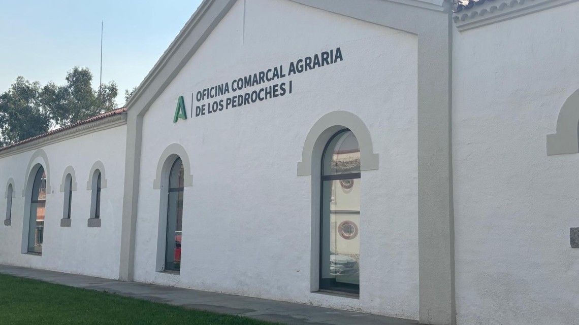 Fachada de las oficinas de la OCA I en el antiguo matadero de La Salchi