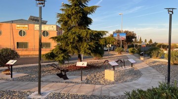 Vista general de las nuevas pizas situadas en la rotonda