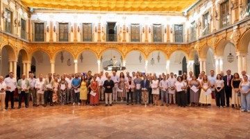 Los alcaldes de los municipios de Córdoba que han firmado el Plan Invierte