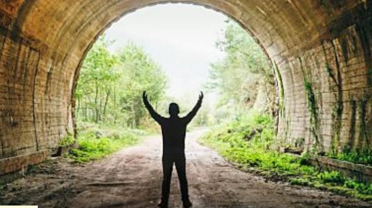 Las actividades se han organizado bajo el lema "Siempre hay luz al final del túnel"