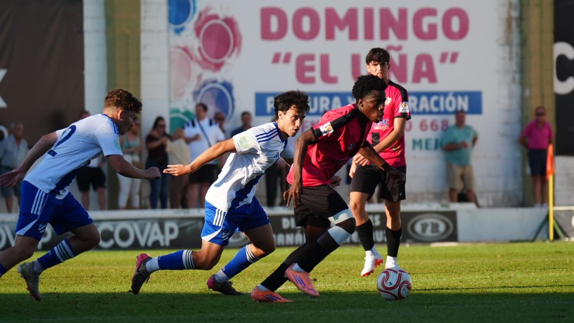Imagen del partido que midió al Pozoblanco con el Atlético Onubense