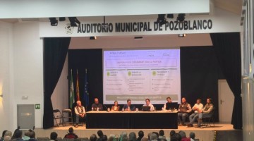 Asamblea de los socios al inicio de la campaña. Foto: Olipe